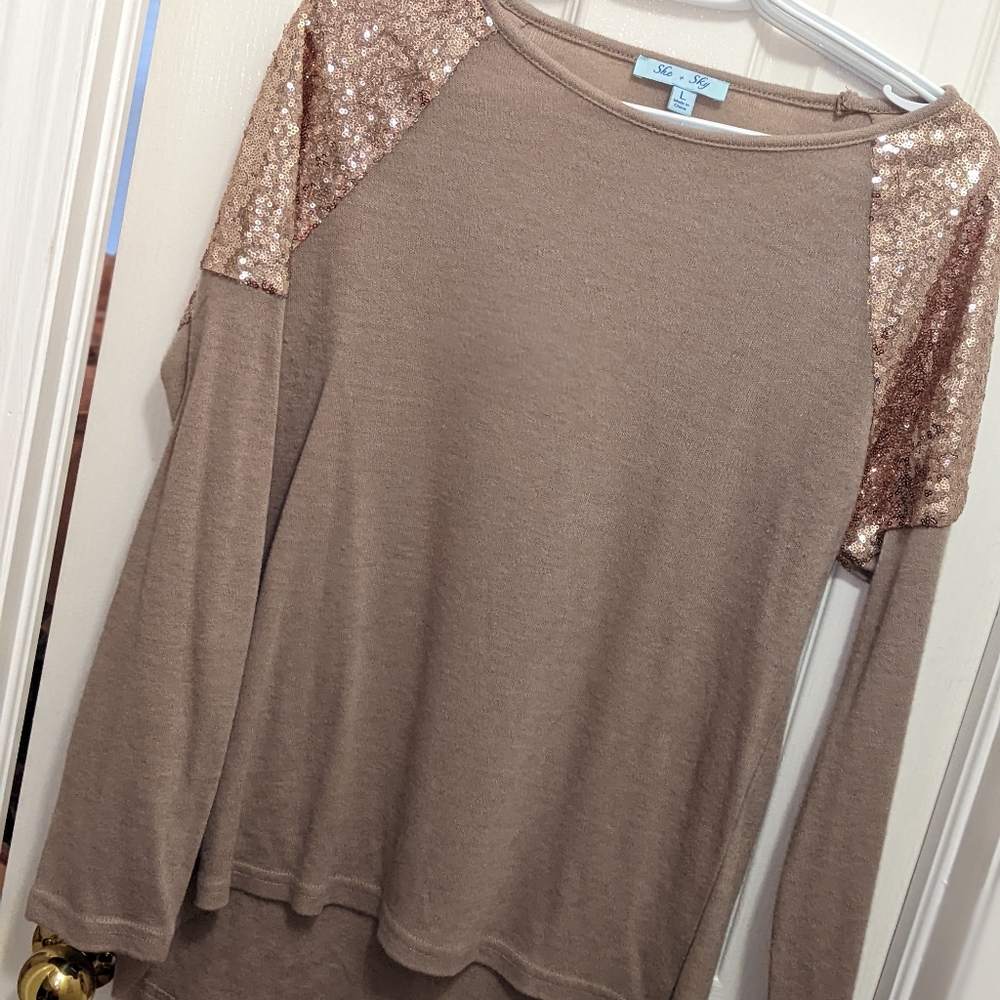 Glitter shoulder top